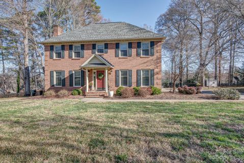 2840 Colony Woods Drive sold home in Colony Woods, Gastonia, NC