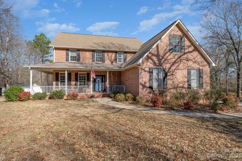 Previously sold for $419,500