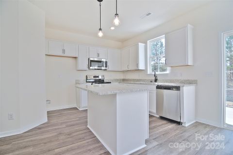 115 Megby Trail