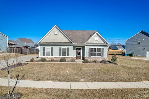 2025 Swanport Lane