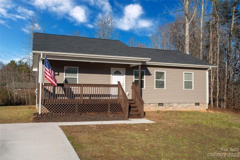 107 Dundee Court sold home in Wendover, Maiden, NC