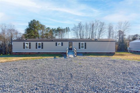 114 Deer Meadow Lane sold home in Deer Meadow, Lawndale, NC