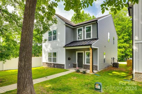 1225 Eastway Drive