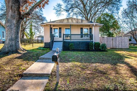 105 Rankin Street sold home in South Fork Crossing, Belmont, NC