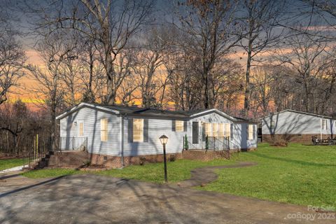 148 Sailwinds Road