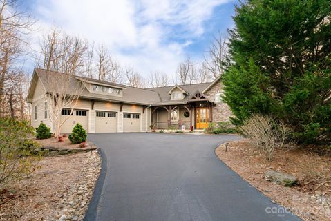 142 Pinnacle Peak Lane
