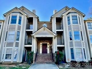 6238 Rosecroft Drive