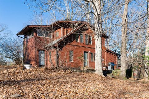 64 Pine Cone Drive sold home in Homeland Park, Asheville, NC