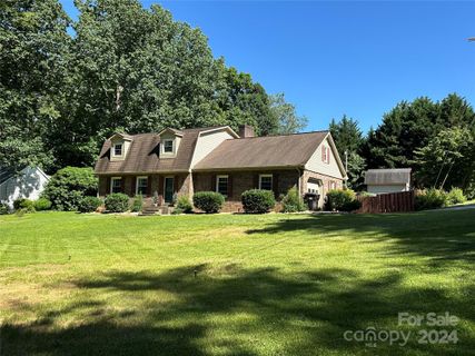 100 Oak Dale Lane sold home in Oak Knolls, Morganton, NC
