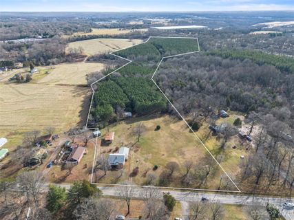 678 Turnersburg Highway