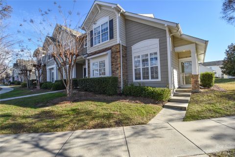 1400 Stonedown Lane