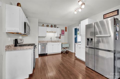 724 W Pine Circle