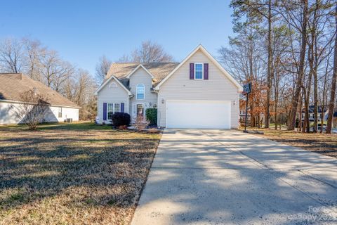 1220 Midlake Road sold home in Beaver Pond, Kannapolis, NC