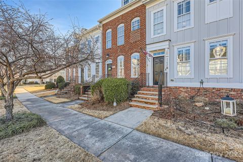 11438 Potters Row