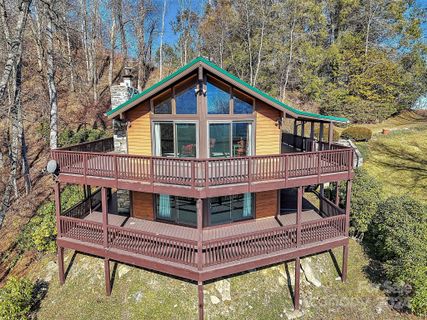 590 Ridge Top Circle 41 & 42 sold home in Hurricane Ridge Ltd, Clyde, NC