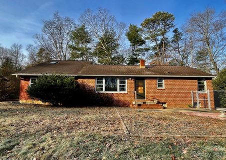 417 Rowland Road sold home in Sherwood Forest, Swannanoa, NC