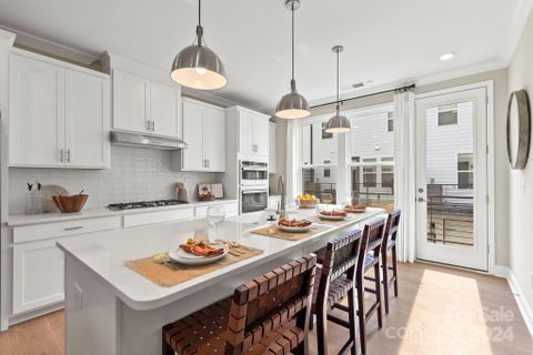 2358 Donnelly Hills Lane