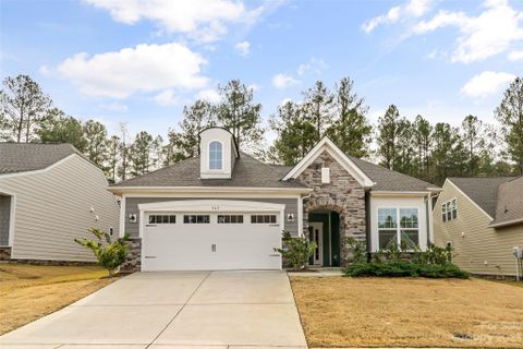 565 Cellini Place