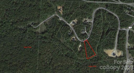 Homes in Kings Pinnacle, Kings Mountain