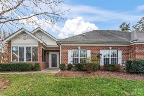8729 Highland Glen Drive