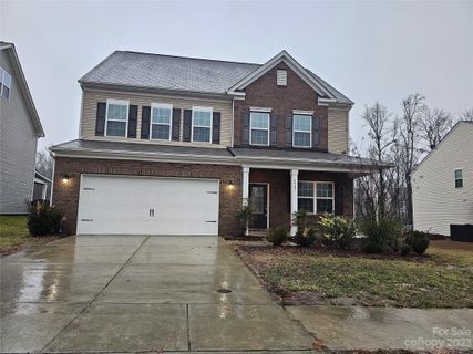 6923 Agnew Drive sold home in Victoria at Aberdeen, Charlotte, NC