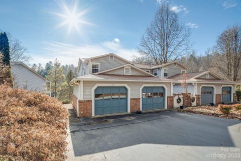 122 Lakeview Court sold home in Waterford Place, Brevard, NC