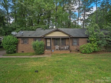 1060 Pineborough Road