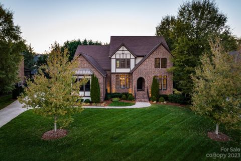 318 Montrose Drive