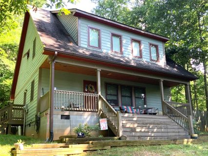 253 Newberry Drive sold home in Addison Creek, Fletcher, NC