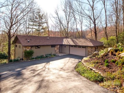 3155 Connestee Trail