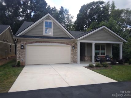 835 B Wynnshire Drive 54