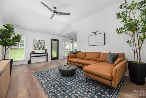 8409 Hornwood Court
