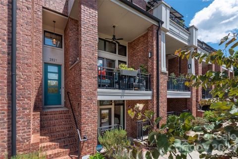 2821 Brevard Street 12