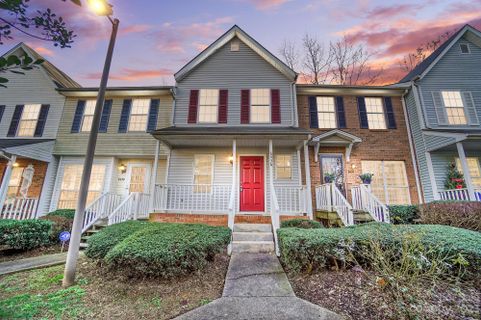 6436 Windsor Gate Lane