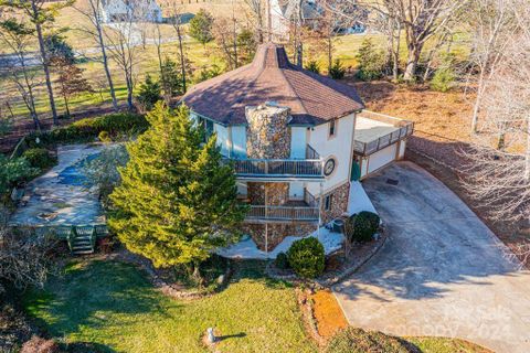 242 Wood Hollow Road sold home in River Ridge Run, Taylorsville, NC