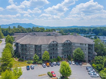 9 Kenilworth Knoll 417 sold home in Beaucatcher House, Asheville, NC