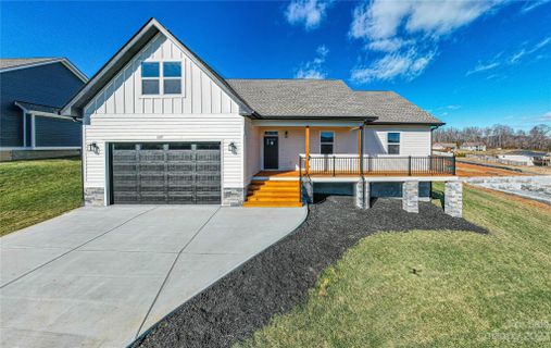 107 Pisgah Gap Drive sold home in Candler View Estates, Candler, NC