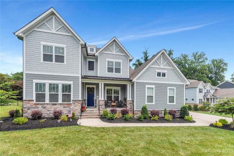 105 Shimmer Lake Lane