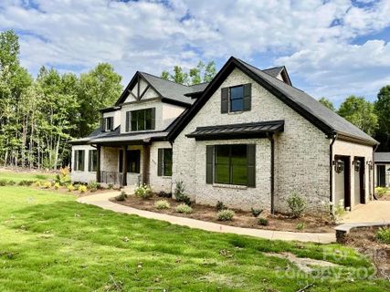 530 Deanne Drive