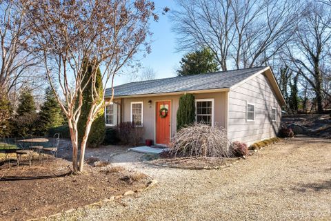 24 Waterford Court sold home in Mtn Carmel Acres, Asheville, NC