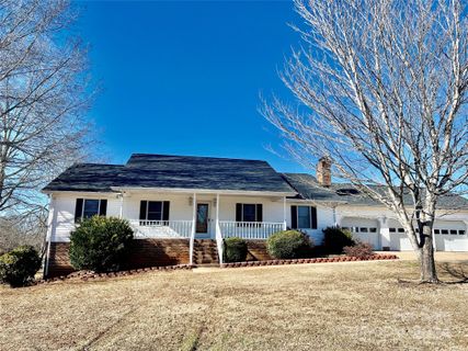 103 Starmount Drive