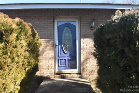 2612 Abelwood Road