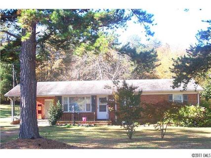 1724 Gilroy Road sold home in Whispering Pines, Iron Station, NC