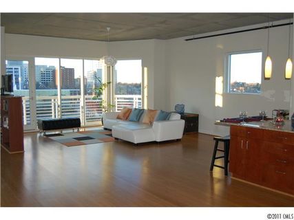 505 6th Street 704
