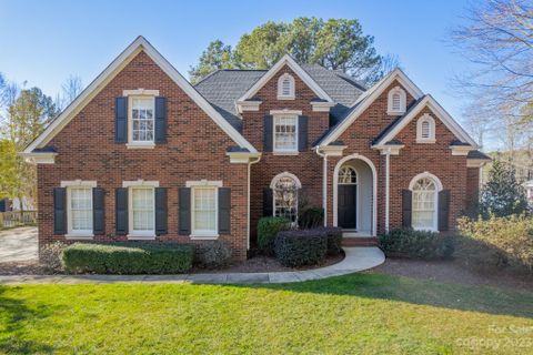 105 Wynward Lane sold home in North Shore, Mooresville, NC