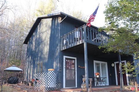 7885 Kinglet Road 94 sold home in Pine Mountain Lakes, Connelly Springs, NC