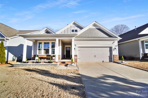 5024 Lydney Circle