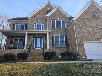 9921 Nicole Lane