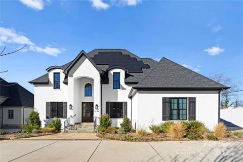 1204 Cedar Lane