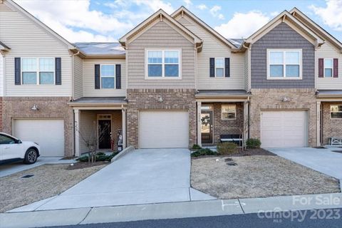 5210 Spanish Ivy Lane 146 sold home in The Greens, Indian Land, SC